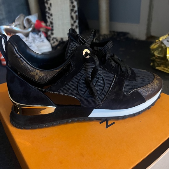 Louis Vuitton Runaway Sneakers/Wedges - Picture 6 of 8